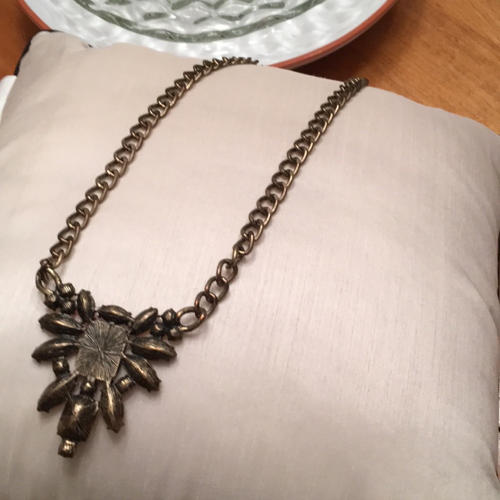 Necklace,multi color stones . Baublebar .looks vintage - Picture 4 of 6